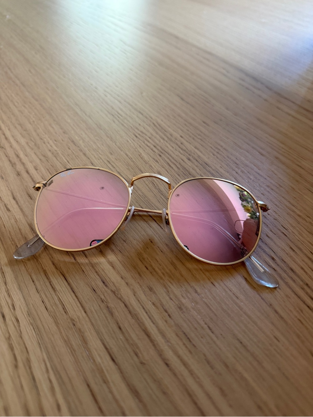 Gold Frame Sunglasses with Pink Mirrored Lenses - Ray Ban